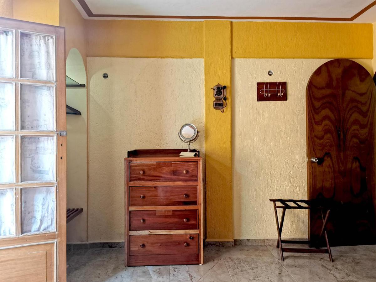Hotel Casa Mallorca Cancún Esterno foto