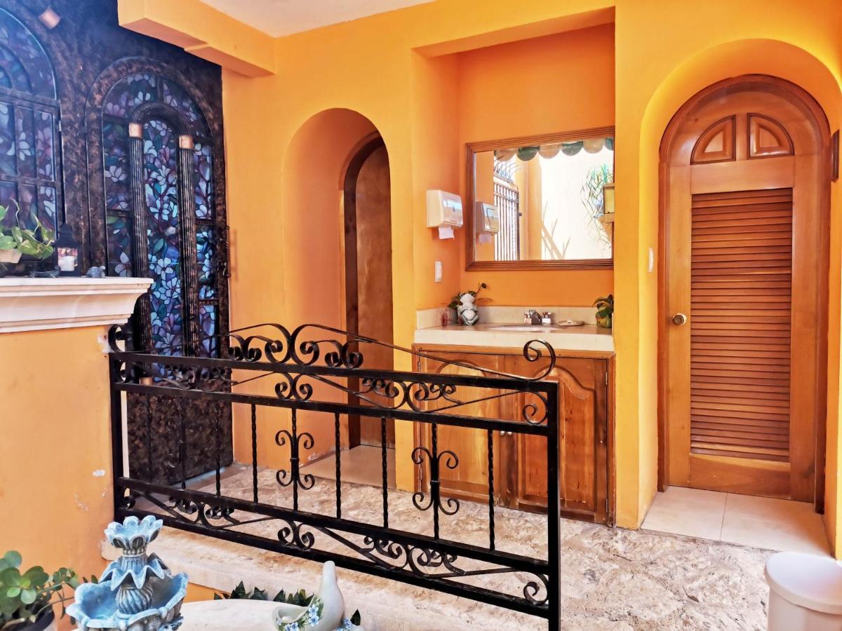 Hotel Casa Mallorca Cancún Esterno foto